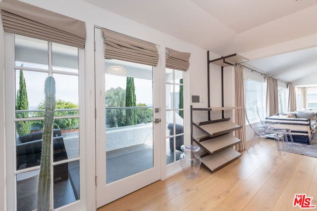 8501 Hedges Place, Los Angeles, CA 90069