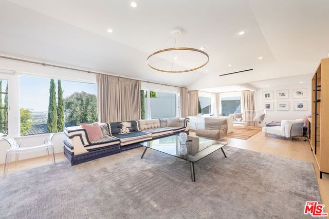 8501 Hedges Place, Los Angeles, CA 90069