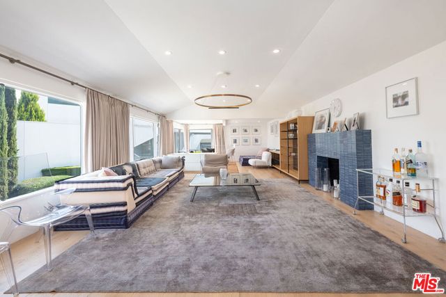8501 Hedges Place, Los Angeles, CA 90069