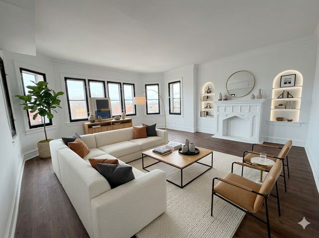 7712 S Jeffery Boulevard 3, Chicago, IL 60649