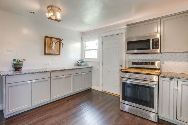 1123 Bales Street, Cleburne, TX 76033