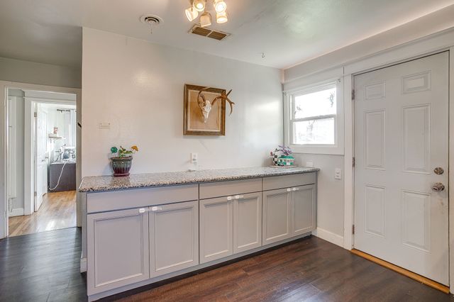 1123 Bales Street, Cleburne, TX 76033