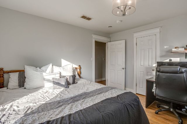 1123 Bales Street, Cleburne, TX 76033