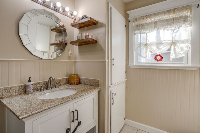 1123 Bales Street, Cleburne, TX 76033