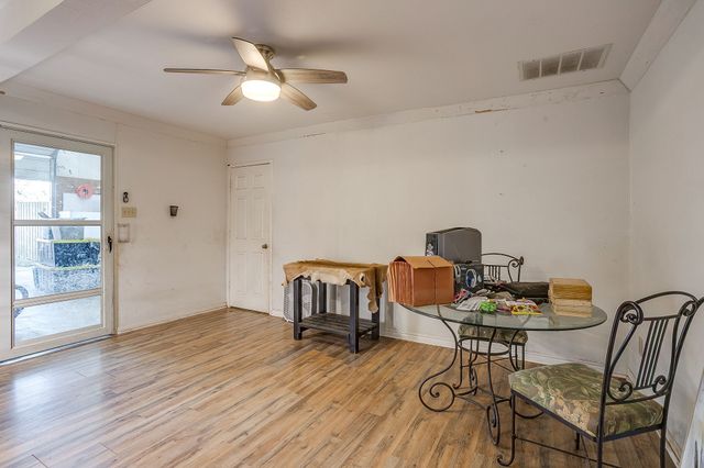 1123 Bales Street, Cleburne, TX 76033