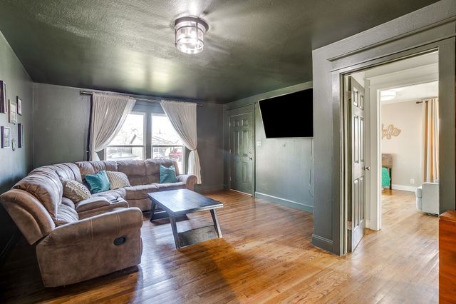 1123 Bales Street, Cleburne, TX 76033