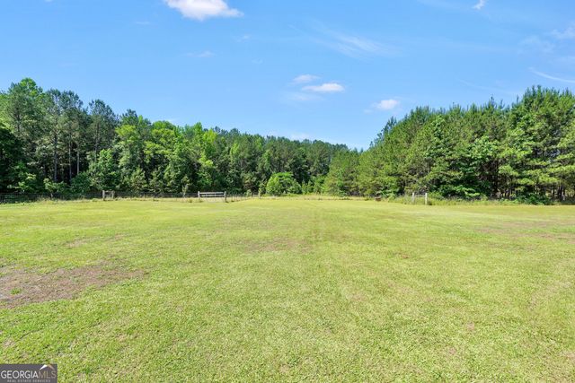 200 Douglas Creek Road, Flovilla, GA 30216