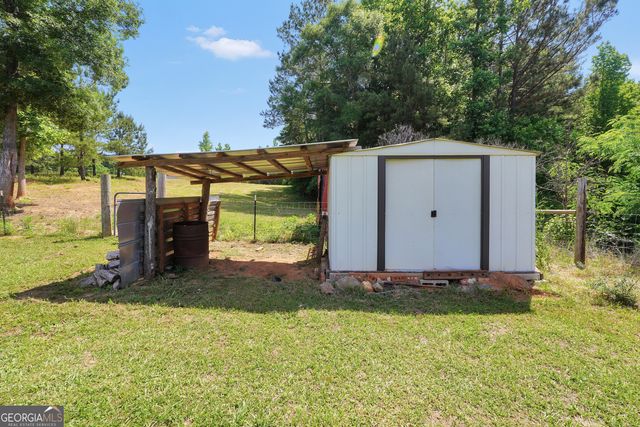 200 Douglas Creek Road, Flovilla, GA 30216