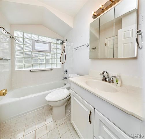 9412 Lodge Pole Lane, Crestwood, MO 63126