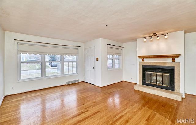 9412 Lodge Pole Lane, Crestwood, MO 63126