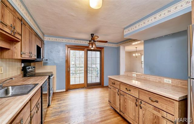 9412 Lodge Pole Lane, Crestwood, MO 63126