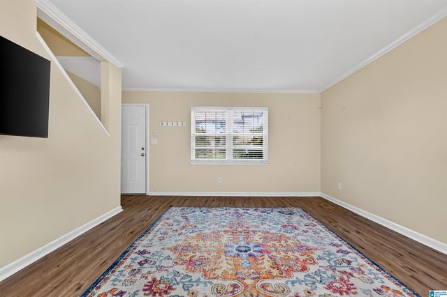 2725 Southbury Cir, Vestavia Hills, AL 35216