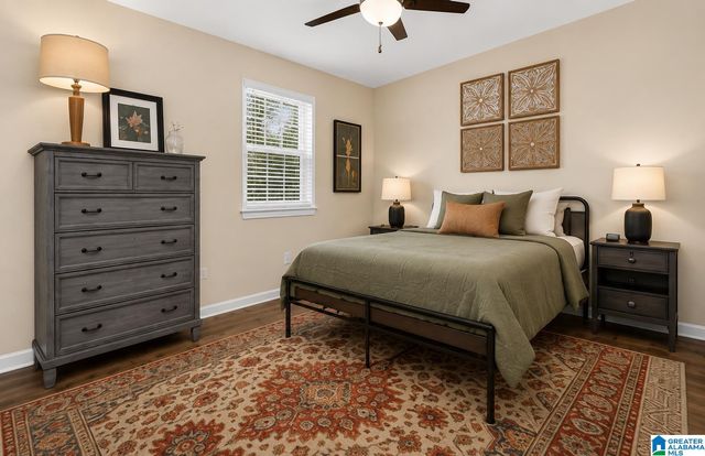 2725 Southbury Cir, Vestavia Hills, AL 35216