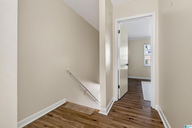 2725 Southbury Cir, Vestavia Hills, AL 35216