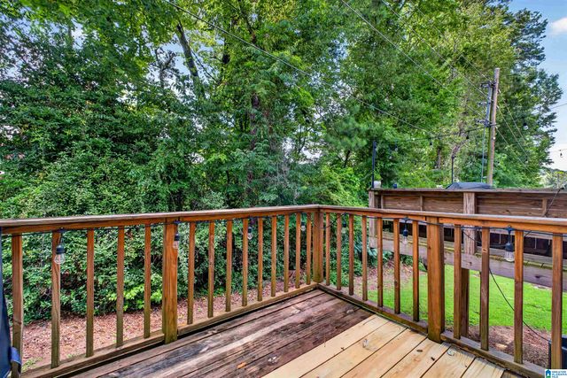 2725 Southbury Cir, Vestavia Hills, AL 35216