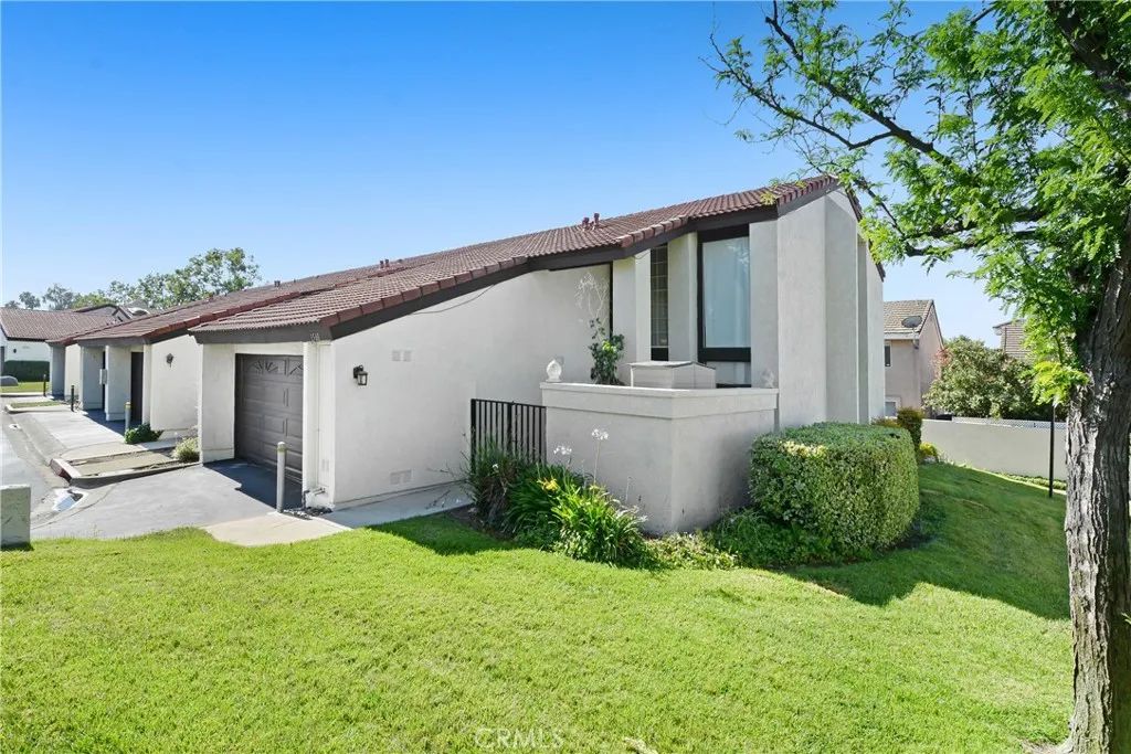 1560 Corte Caballo, Upland, CA 91786