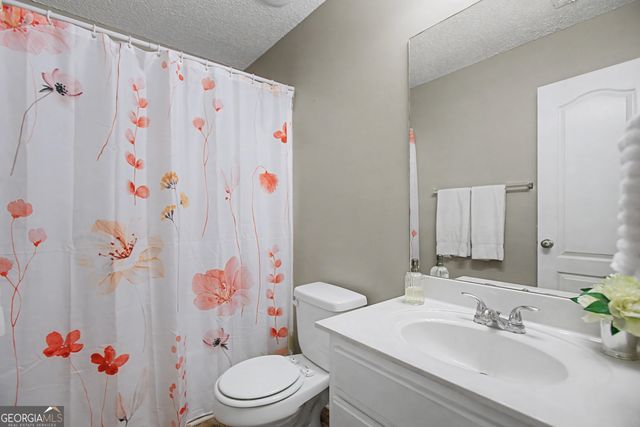 320 River Mist Circle, Jefferson, GA 30549