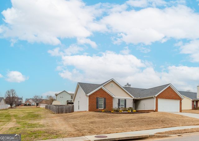 320 River Mist Circle, Jefferson, GA 30549