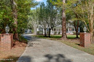 107 Laughing Gull Lane, Hampstead, NC 28443