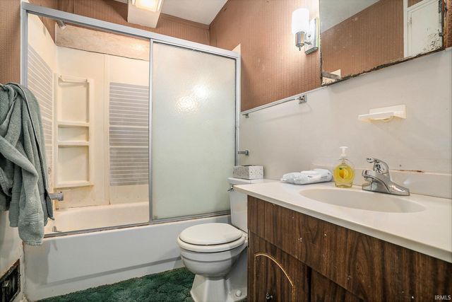 602-604 S Martin Street, Ligonier, IN 46767