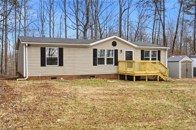 2025 Hickory Fork Road, Walnut Cove, NC 27052