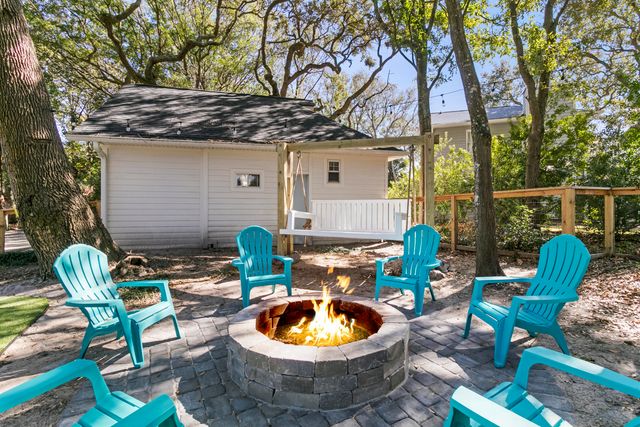 3500 Hartnett Boulevard, Isle Of Palms, SC 29451