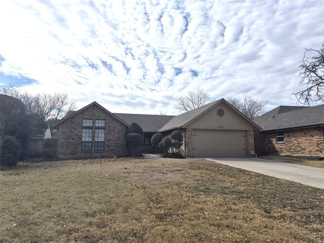 1133 Homestead Street, Flower Mound, TX 75028