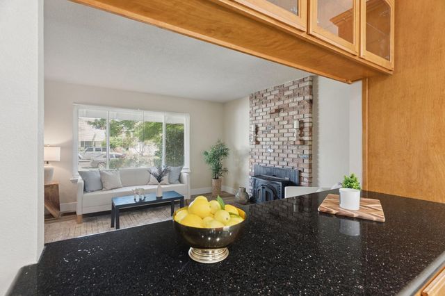 9916 Zion Way, Sacramento, CA 95827
