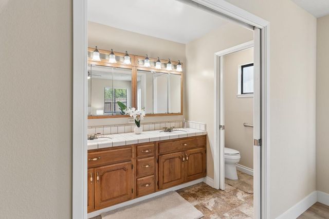 9916 Zion Way, Sacramento, CA 95827