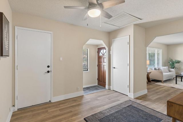 9916 Zion Way, Sacramento, CA 95827