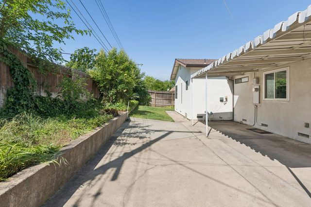9916 Zion Way, Sacramento, CA 95827