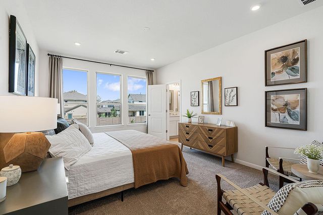 2212A Cornfield DR, Pflugerville, TX 78660