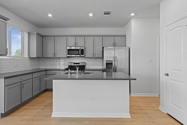 2212A Cornfield DR, Pflugerville, TX 78660