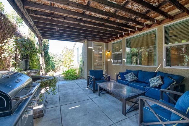 3870 Joaquin Avenue, Clovis, CA 93619