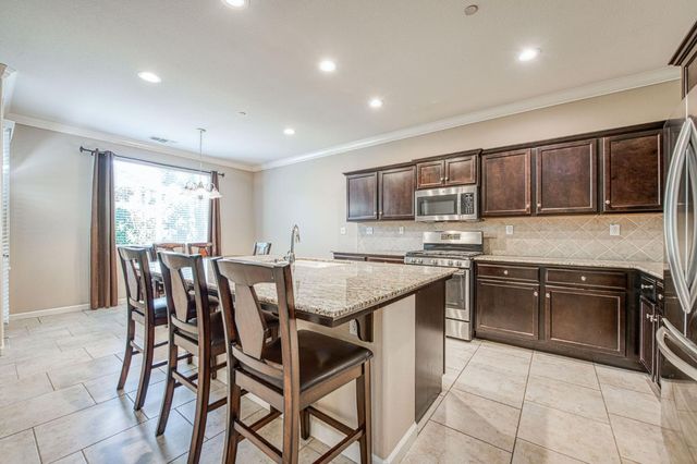 3870 Joaquin Avenue, Clovis, CA 93619