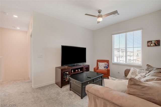 7320 North Decatur Boulevard 5, Las Vegas, NV 89131