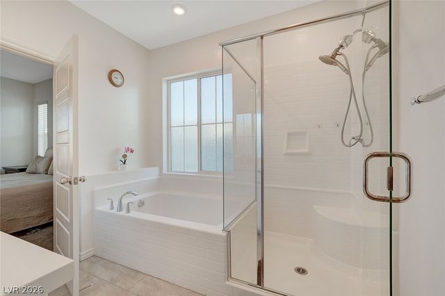 7320 North Decatur Boulevard 5, Las Vegas, NV 89131