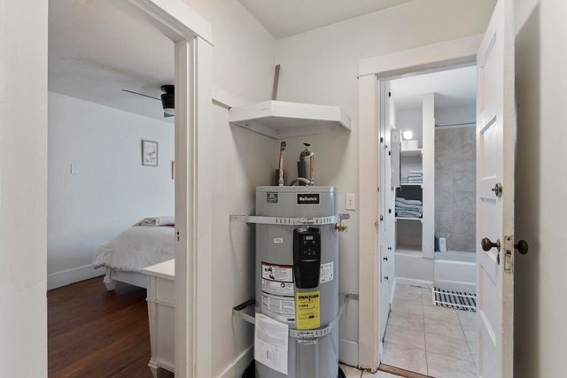 813 E 9th Street, Medford, OR 97504