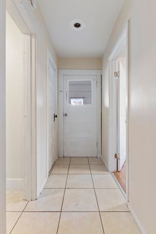 813 E 9th Street, Medford, OR 97504