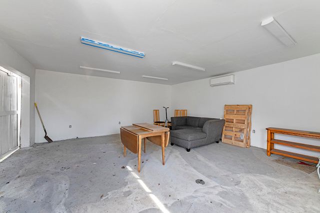 813 E 9th Street, Medford, OR 97504