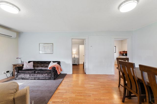 813 E 9th Street, Medford, OR 97504