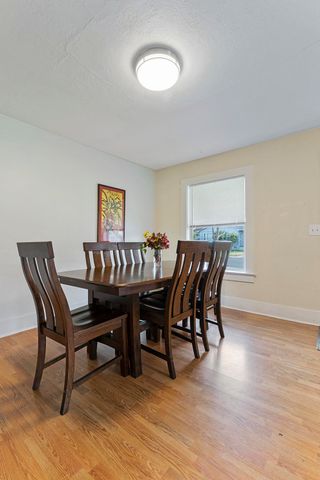 813 E 9th Street, Medford, OR 97504