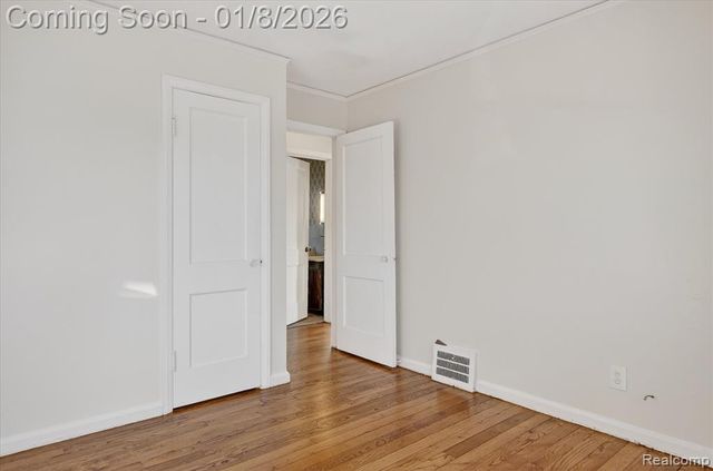 12996 Castle Street, Southgate, MI 48195