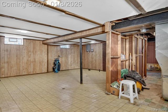 12996 Castle Street, Southgate, MI 48195