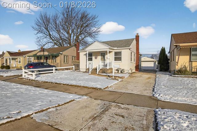 12996 Castle Street, Southgate, MI 48195