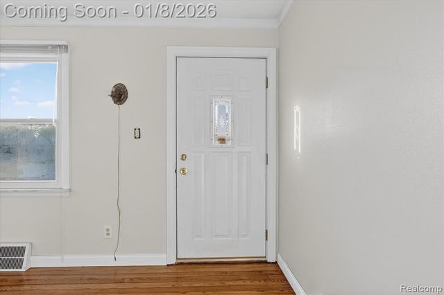 12996 Castle Street, Southgate, MI 48195