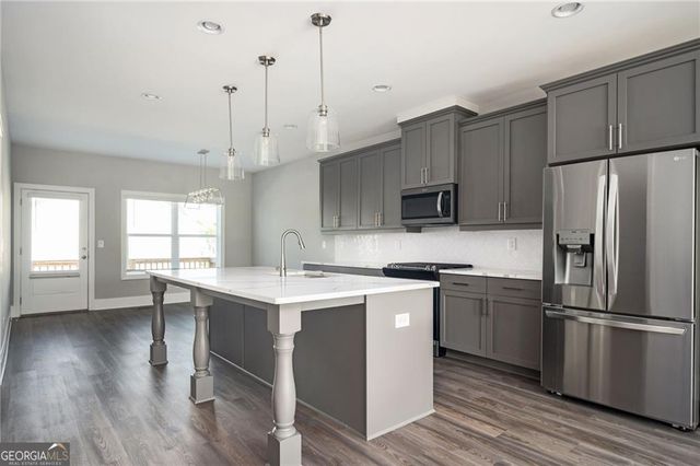 1947 Drew Drive, Atlanta, GA 30318