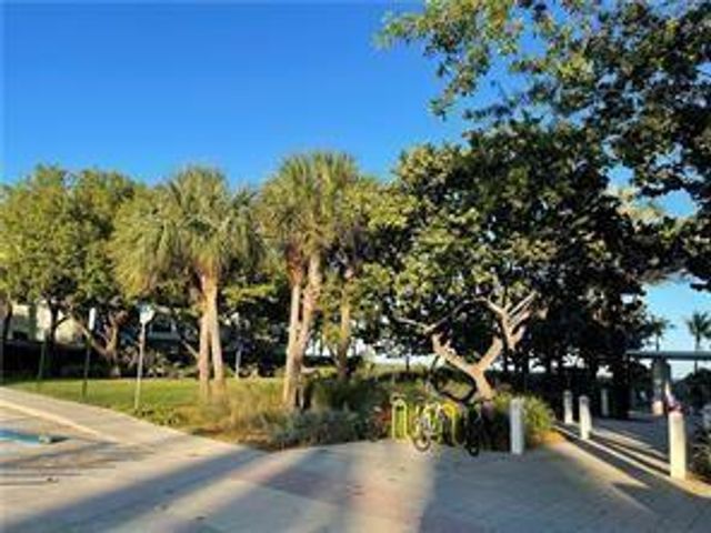 4564 El Mar Drive 4, Lauderdale By The Sea, FL 33308