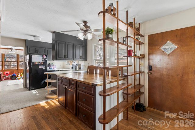 11 N Marley Drive, Flat Rock, NC 28731