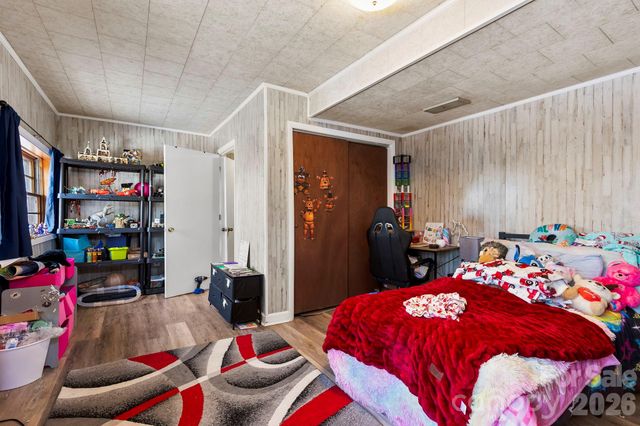 11 N Marley Drive, Flat Rock, NC 28731